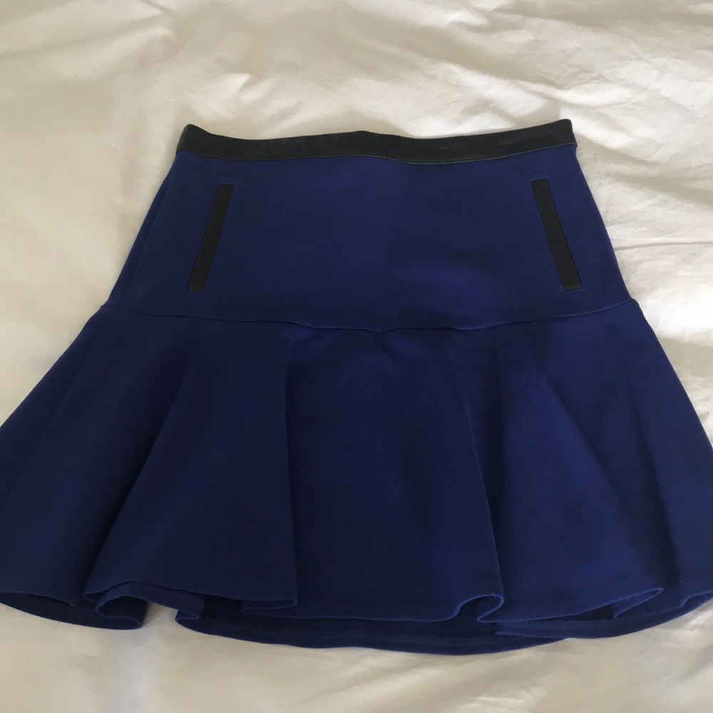 Club Monaco leather trim skirt size 2